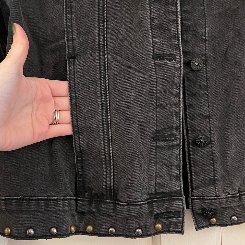 Driftwood Black Studded Jean Jacket | Women’s Size L - Picture 5 of 8